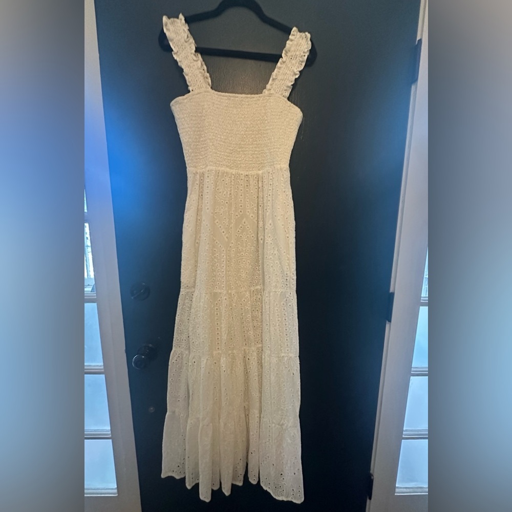 LUCY PARIS white eyelet dress size medium